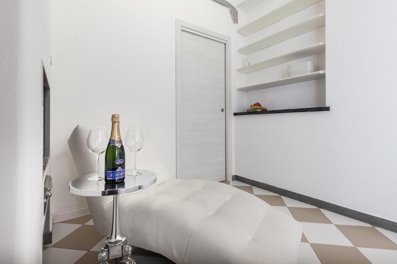 San Giacomo Rooms Кальярі Екстер'єр фото