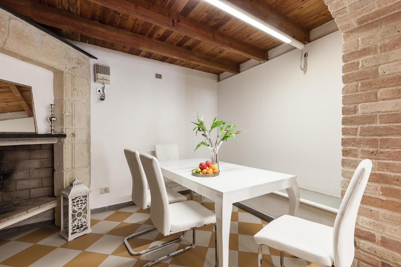 San Giacomo Rooms Кальярі Екстер'єр фото