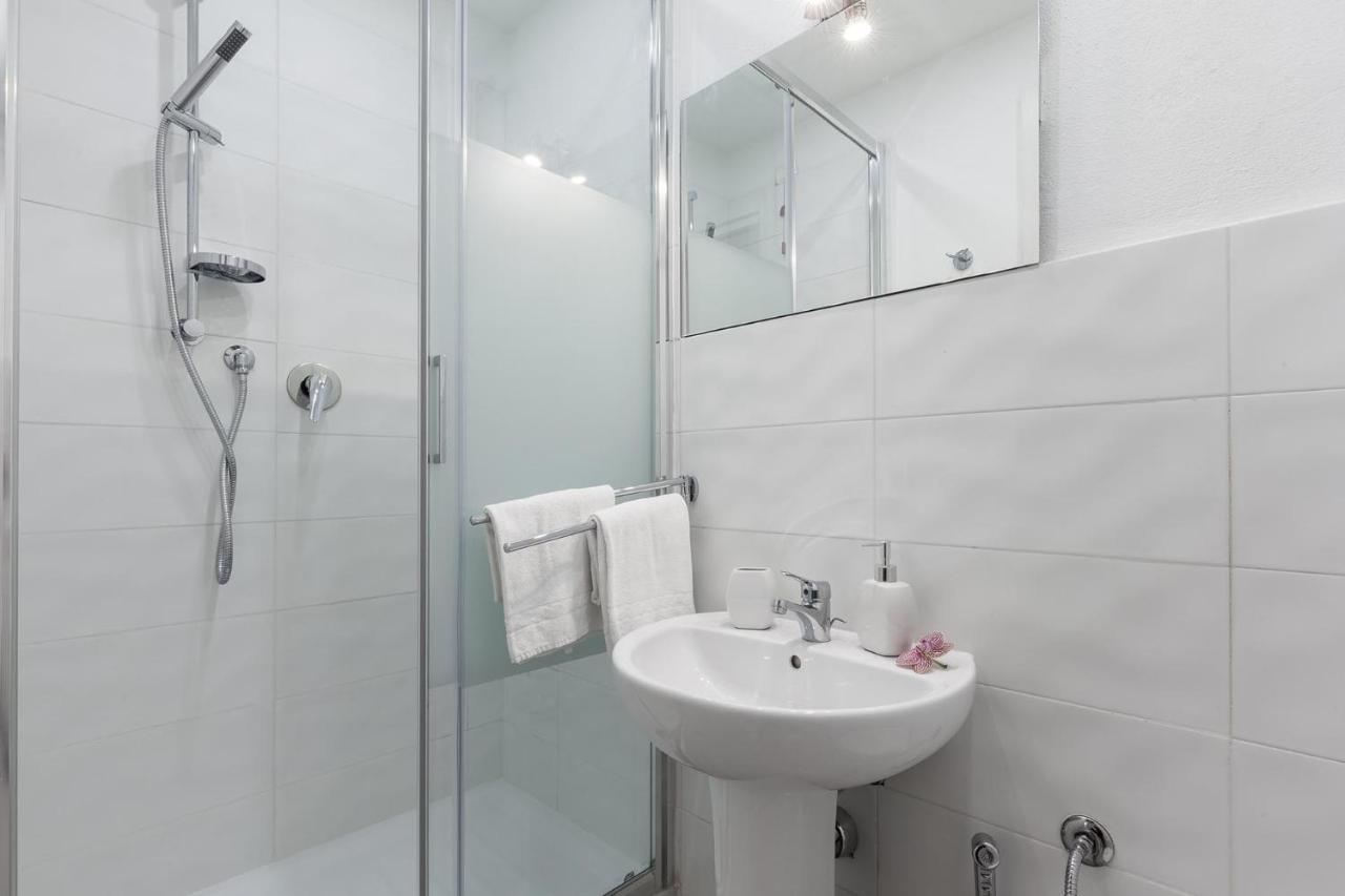 San Giacomo Rooms Кальярі Екстер'єр фото